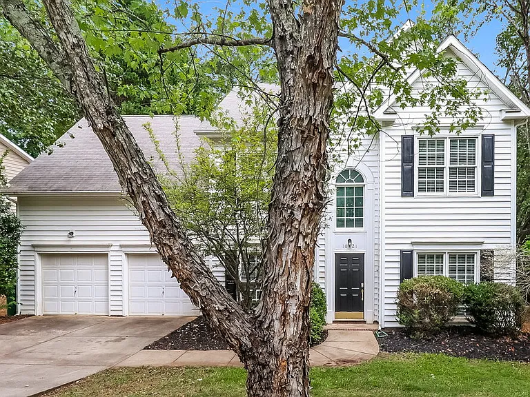 10421 Henbane Ct — Photo 1
