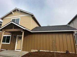 1130 Woodrow Ln #1-4, Medford, OR 97504