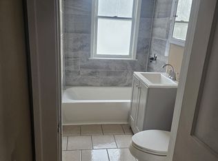 100 Mark Ave, Pontiac, MI 48341