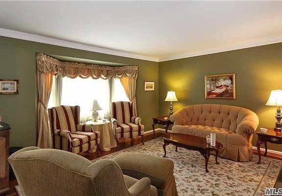 5th image of 4048 Driscoll Ln