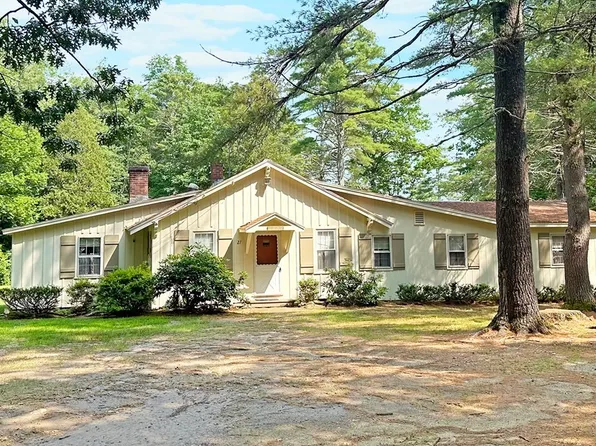 27 Camel Hump Rd, Petersham, MA 01366