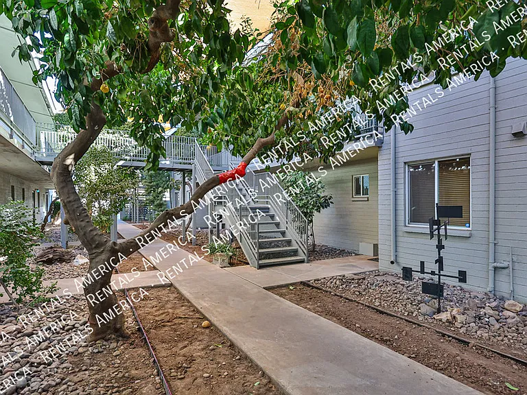 1107 W Osborn Rd #206 — Photo 21