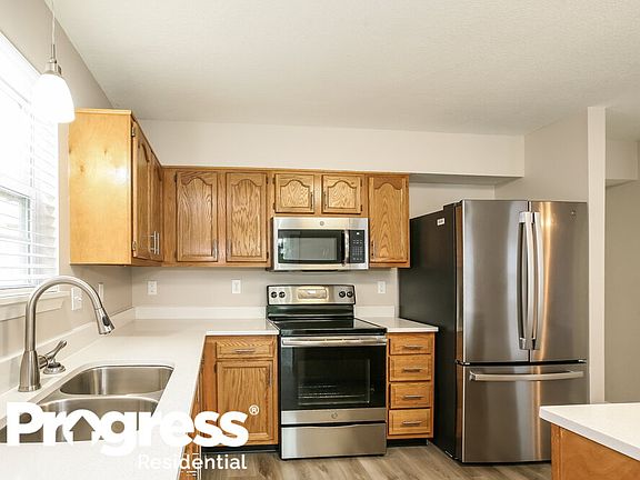 5th image of 5930 Draycott Dr