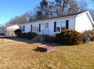 31 2nd Dr, Hyde Park, NY 12538