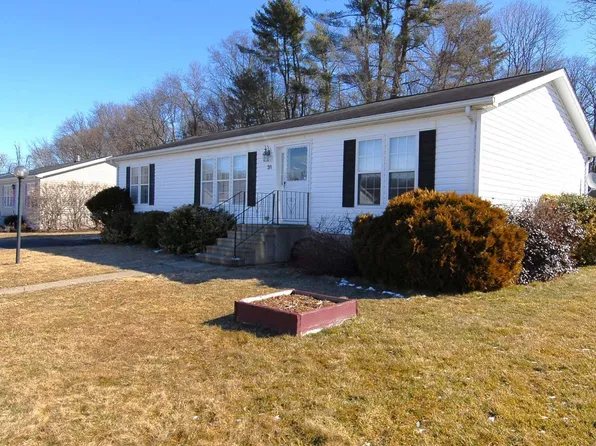 31 SECOND Drive, Hyde Park, NY 12538