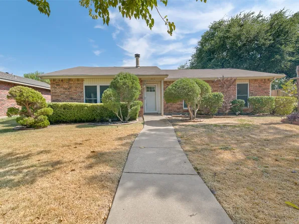 1418 Paris Dr, Garland, TX 75040