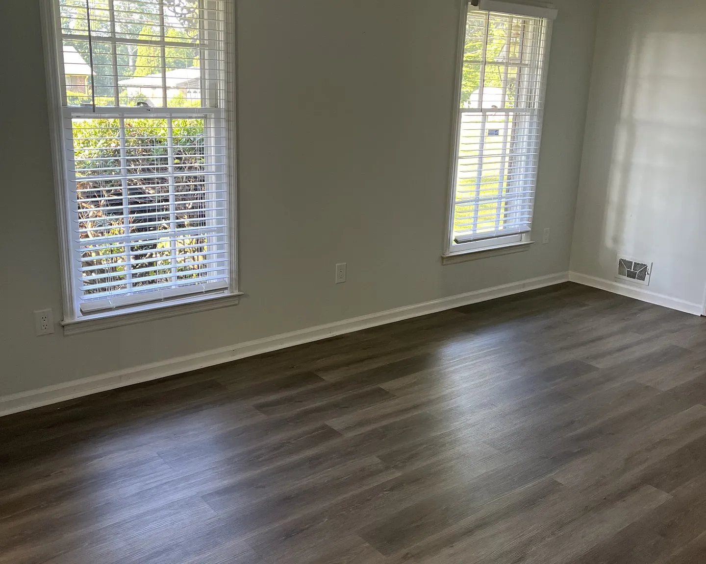 3 bed, 2.5 bath, 1739 sqft, $2,000 — Photo 3