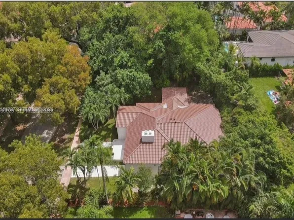 528 Sevilla Ave, Coral Gables, FL 33134