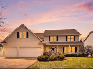 1081 S Violet Ln, Appleton, WI