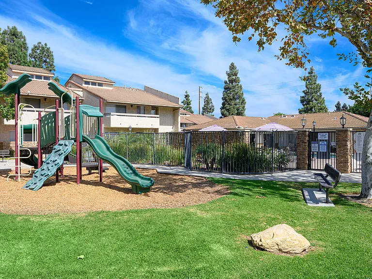 Mountain View Camarillo — Photo 14