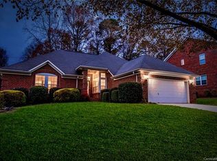 15805 Burlingame Dr, Huntersville, NC 28078