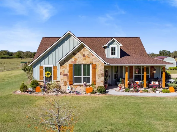 12065 Fm 1696 Rd, Bedias, TX 77831