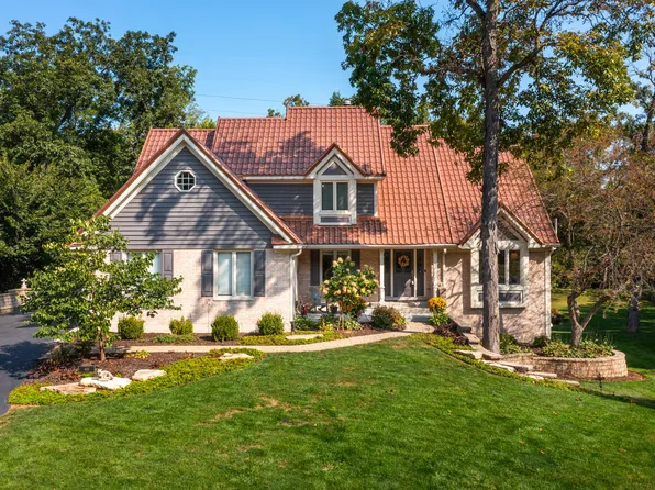 401 Spring Cress Ln, West Chicago, IL 60185