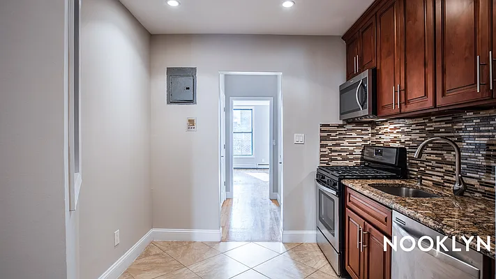 Rented by Nooklyn NYC LLC | media 2