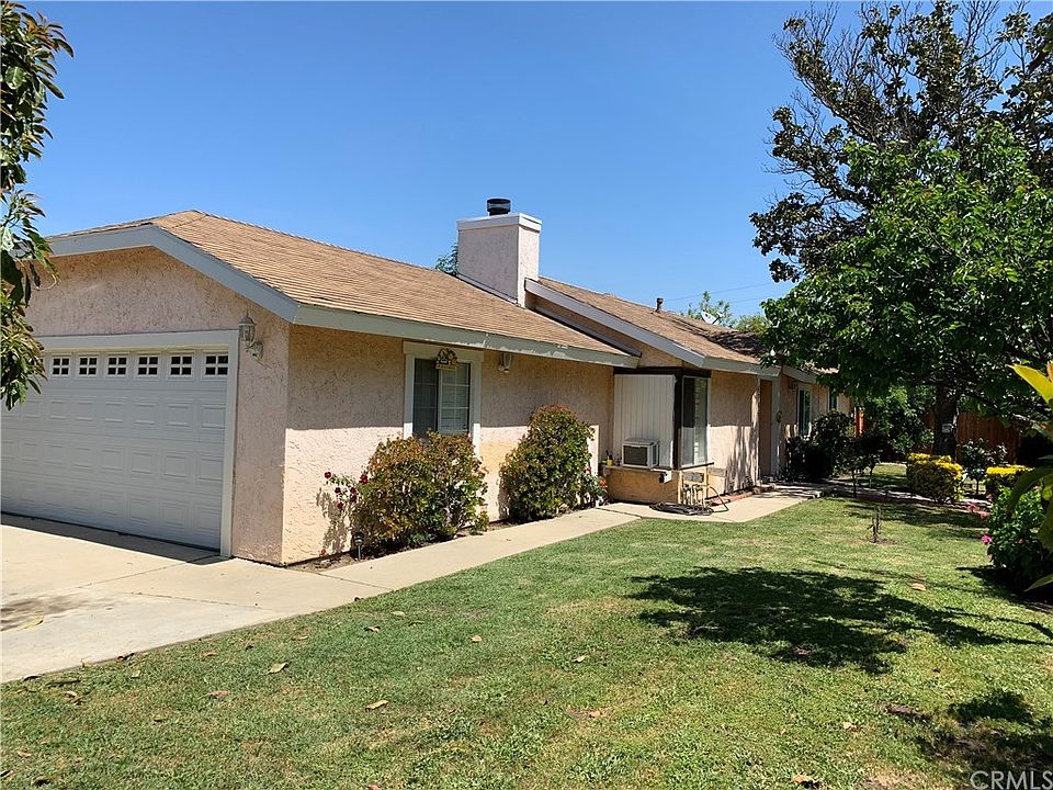 1st image of 4386 Sierra Vista Dr