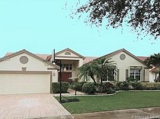 2881 W Abiaca Cir, Davie, FL 33328