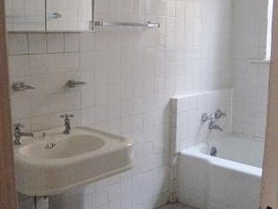 2nd image of 1335 W Touhy Ave APT 3S