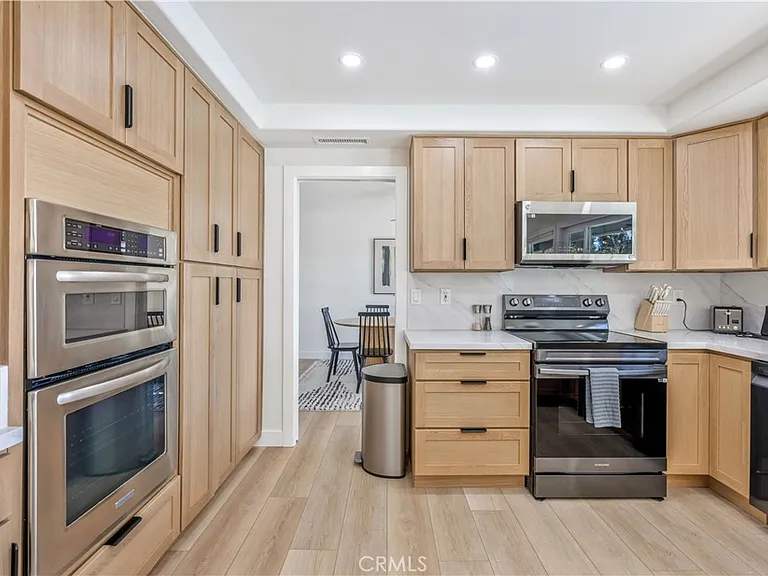 25266 Pacifica Ave — Photo 11