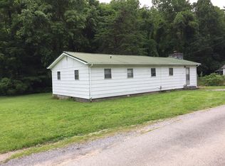 113 English Dr, Pennington Gap, VA 24277