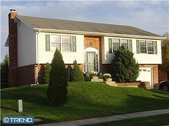 1st image of 11 Monticello Dr