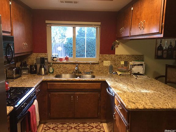 4th image of 1008 Katherine Way