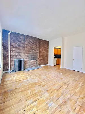 Rented by Waverly Realty Associates | media 12