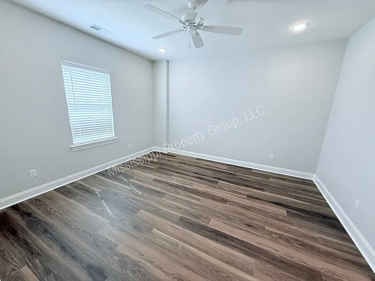 3532 Fenwick Way — Photo 25