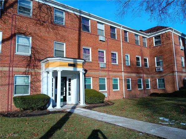 13825 Cedar Rd APT 106A, South Euclid, OH 44118