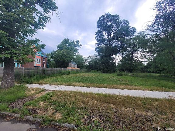 3rd image of 5202 Stanton St