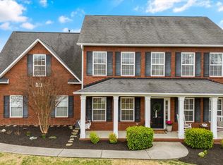 2308 Autumn Knoll Dr, Knoxville, TN 37920