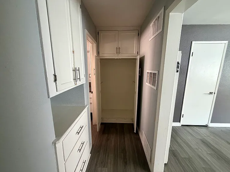 611 Walnut Ave #5 — Photo 9