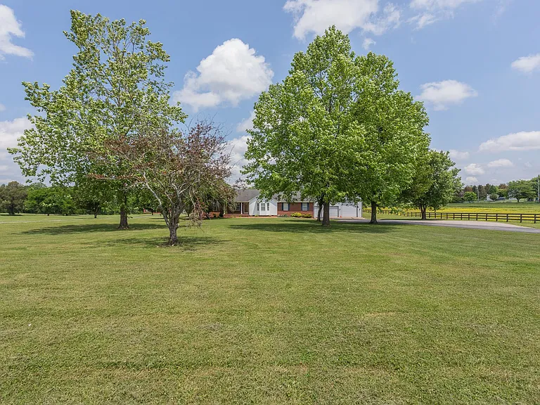3039 Greens Mill Rd — Photo 1