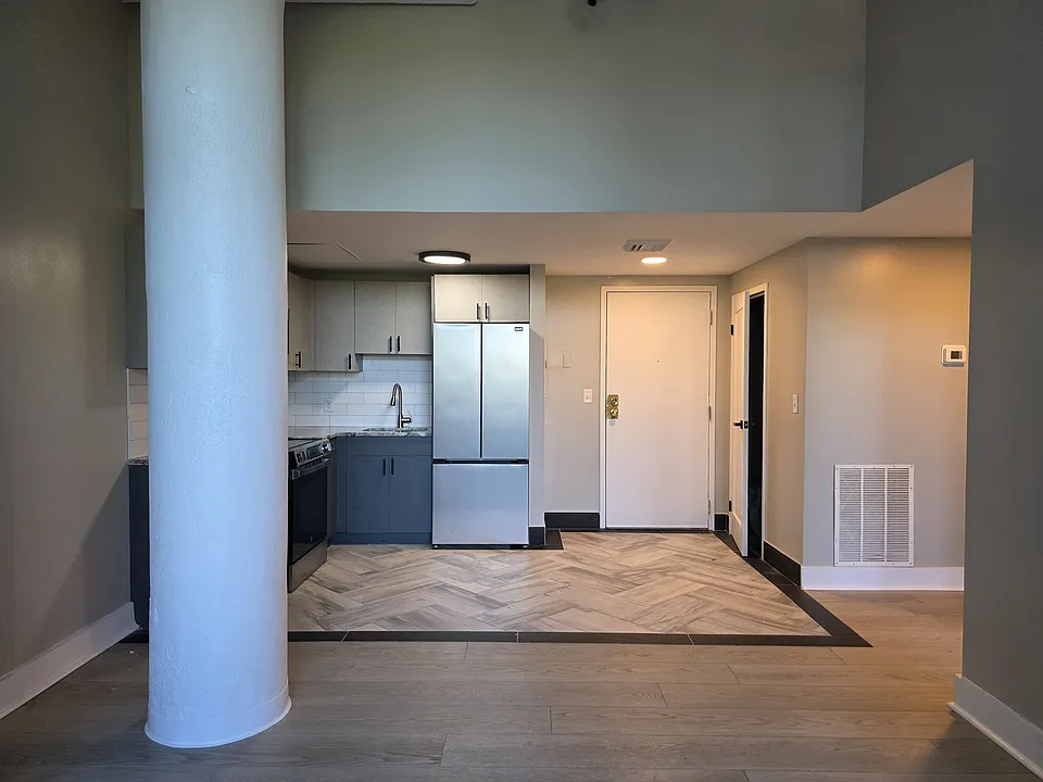 276 Chapel St #3L