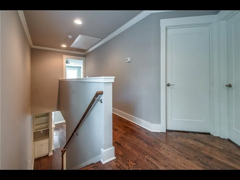 5312B Indiana Ave — Photo 7