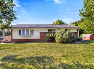 221 Richard Dr, Glenshaw, PA 15116