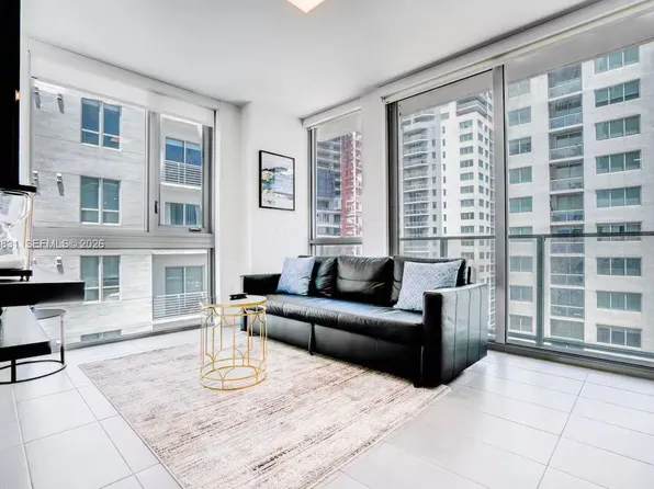 227 NE 2nd St #1909, Miami, FL 33132