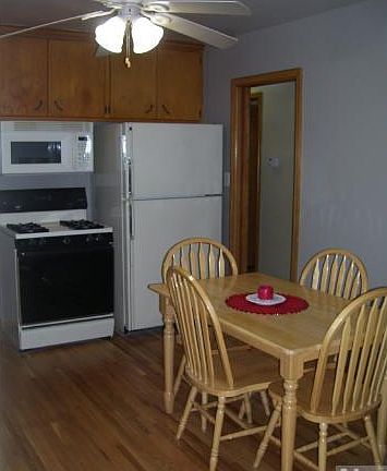 5th image of 311 Wyoming St E