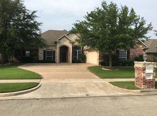 1229 Camden Ct, Woodway, TX 76712