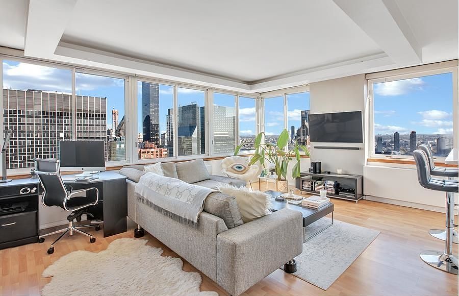 1st image of 235 E 40th St APT 39G