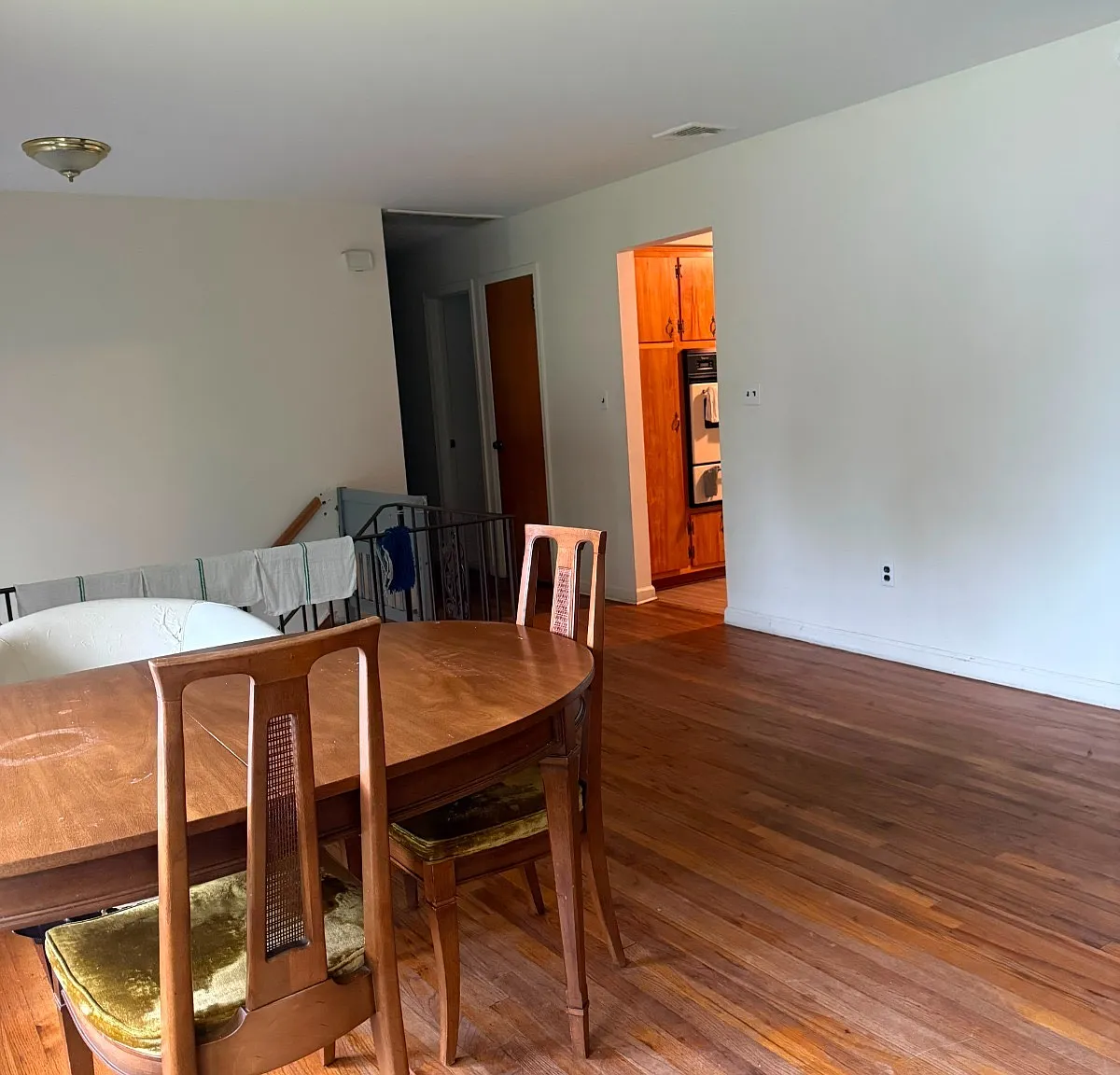 5 bed, $4,300 — Photo 2