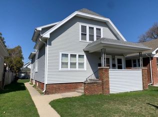 2326 Saint Clair St, Racine, WI 53402