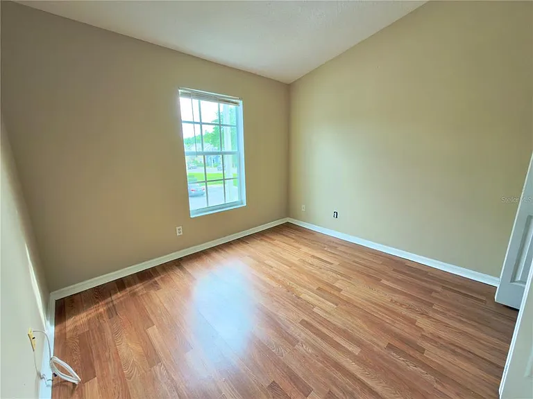 30209 Swinford Ln — Photo 14