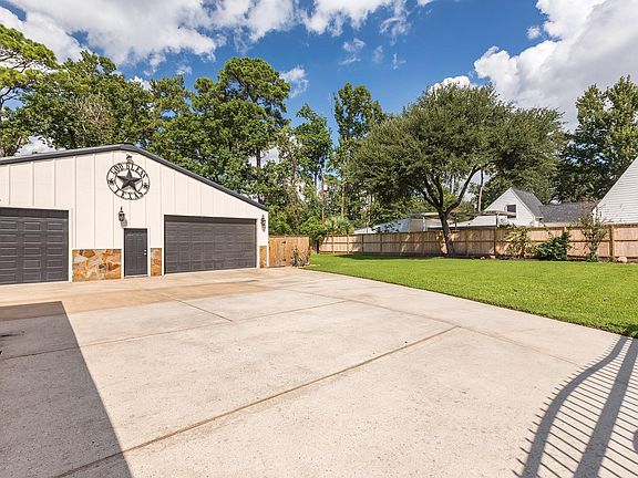 5th image of 21519 Tophill Dr
