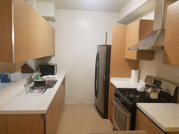4th image of 1655 Camden Ave APT 101