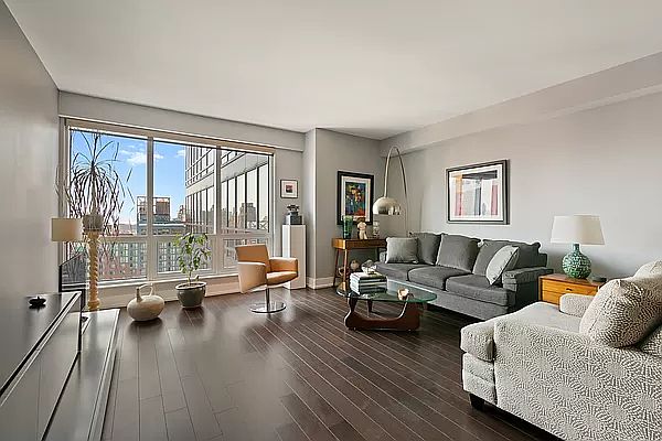1st image of 350 W 42nd St APT 35F