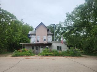 35201 Fairview St, Burlington, WI
