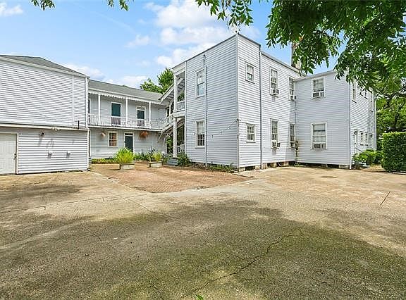 3rd image of 1325 N Dorgenois St #201