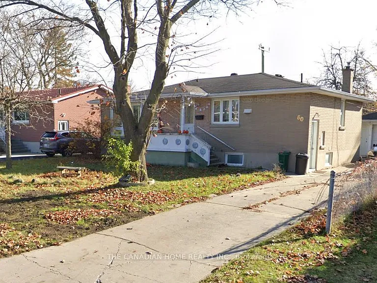 60 Campbell Cres #1 — Photo 1