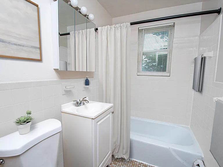23 Girard Ave #C6 — Photo 6