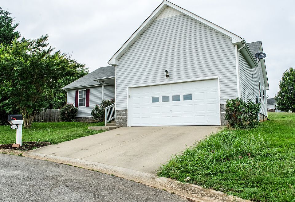 1st image of 247 Amber Ct